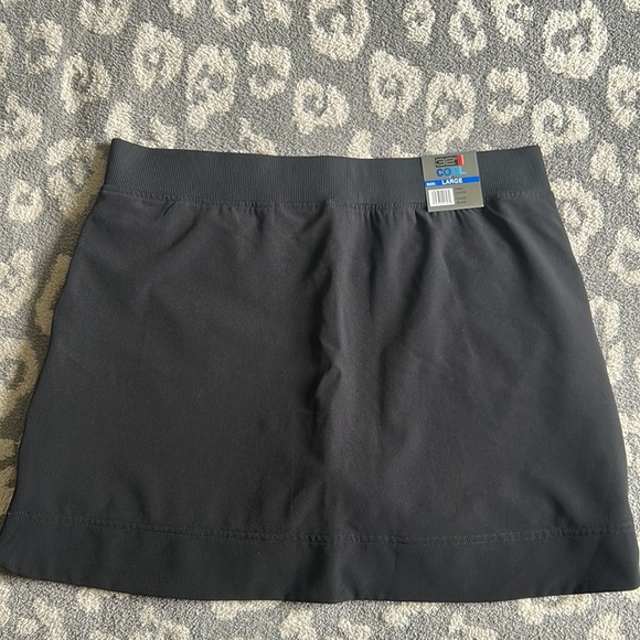 32 Degrees Cool Skort - Picture 3 of 3